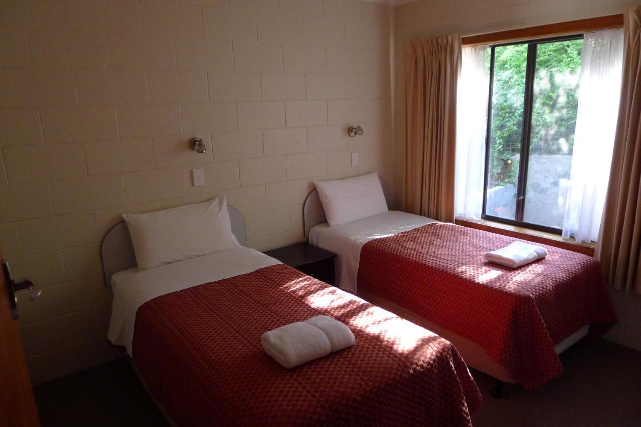 Willaway Motel Apartments Алверстон Экстерьер фото