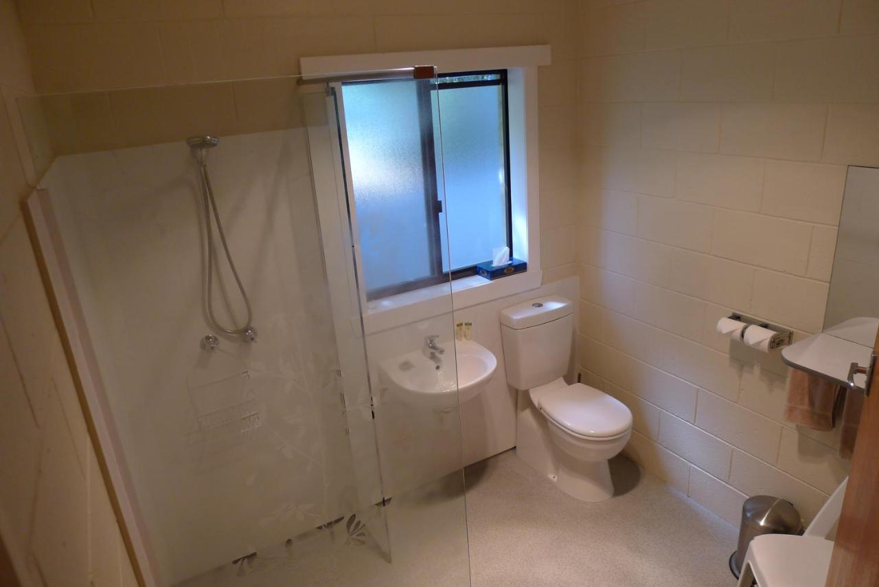 Willaway Motel Apartments Алверстон Экстерьер фото
